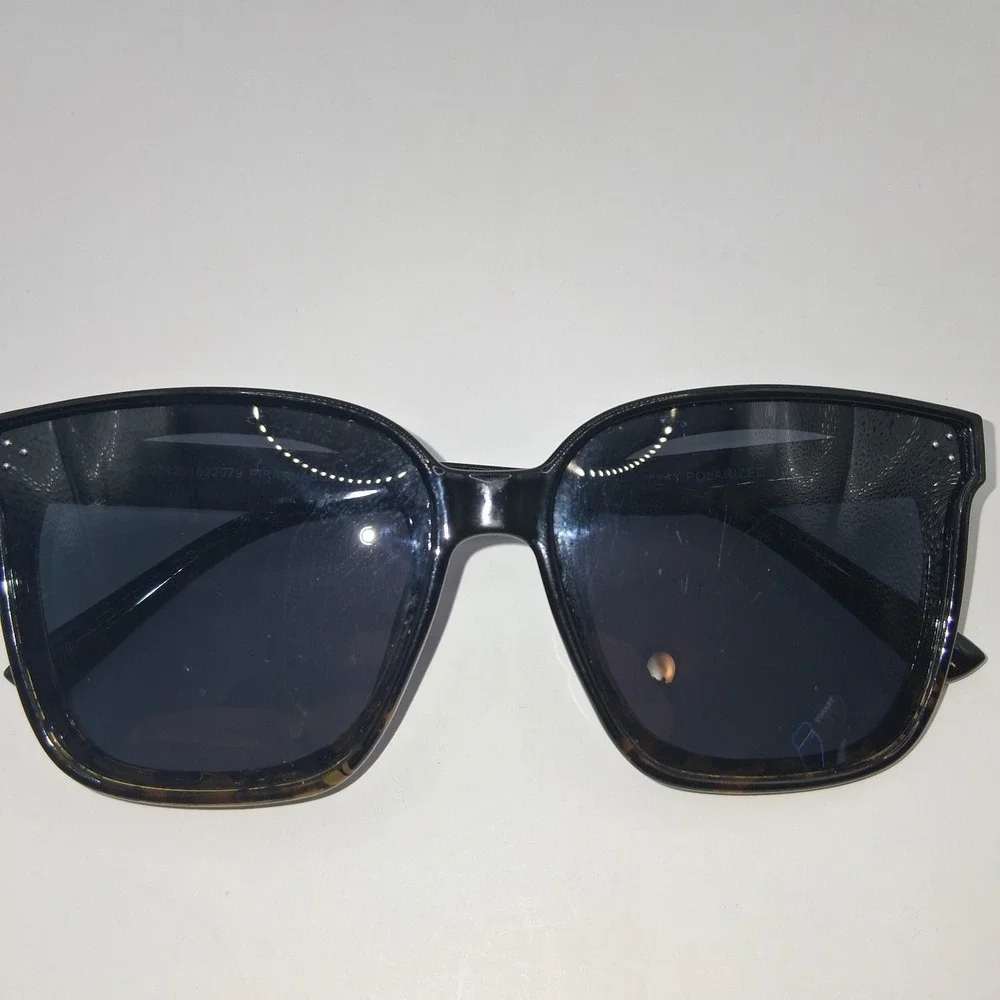 Piranha Premium Sunglasses 100% UVA/UVB